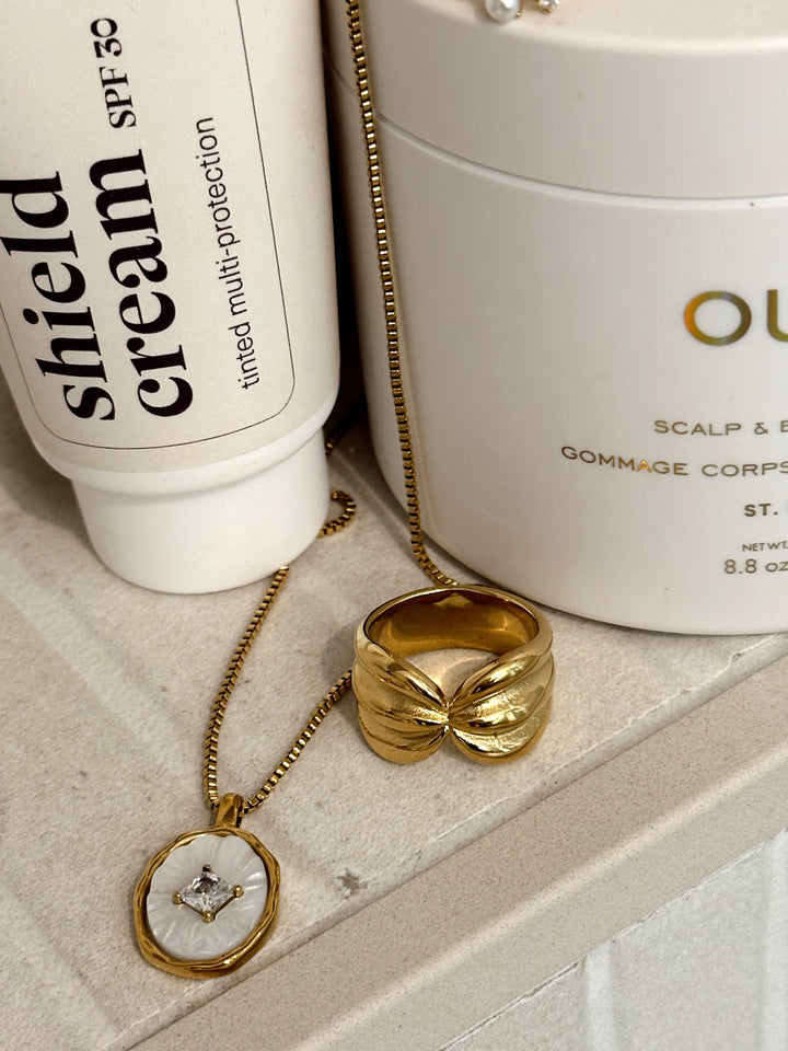 Mara - ogrlica s privjeskom